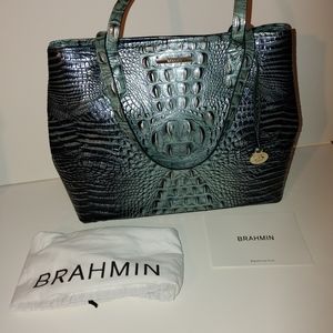 Brahmin Medium Julian